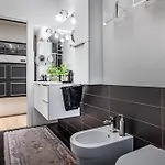 Yid Luxury & Design Penthouse L5 *