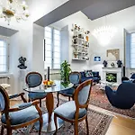Yid Luxury & Design Penthouse L5 *