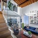 Yid Luxury & Design Penthouse L5 Apartment *