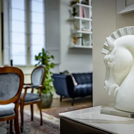 Yid Luxury & Design Penthouse L5 Апартаменты *