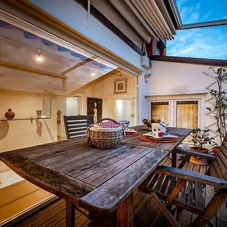 Yid Luxury & Design Penthouse L5 *