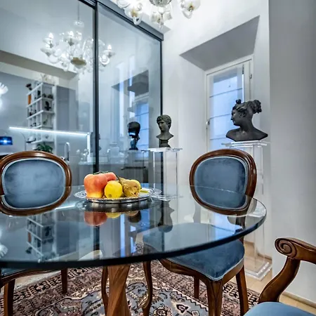 Апартаменты Yid Luxury & Design Penthouse L5 *